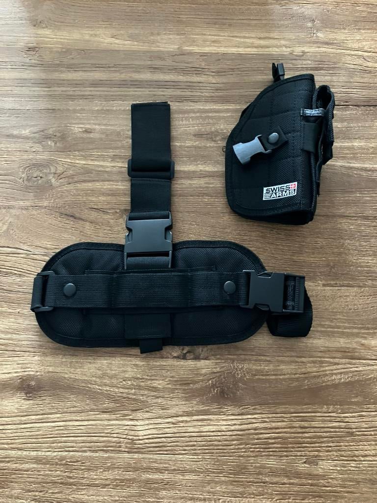 Holster soft - Swiss Arms - Airsoft, Ophalen, Zo goed als nieuw