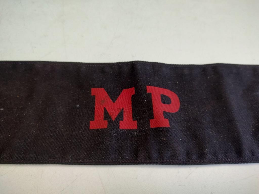 Belgische MP armband, Envoi