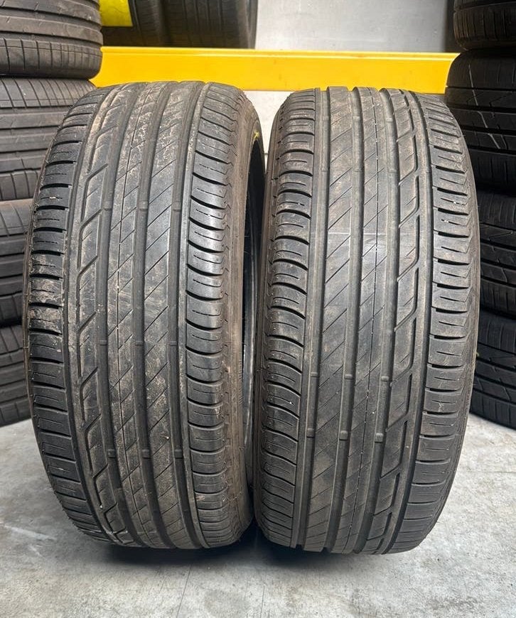 Pneus d'été 2155018 215/50/18 215/50R18 marque Bridgestone, Enlèvement