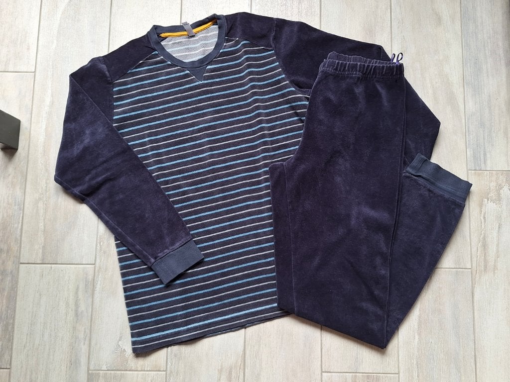 ★ M164 - Woody winterpyjama velours, Garçon, Enlèvement ou Envoi, Vêtements de nuit ou Sous-vêtements, Utilisé