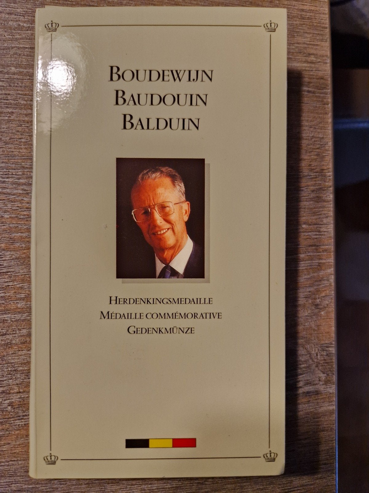Zilveren herdenkingsmedaille Koning Boudewijn 1930–1993, Ophalen of Verzenden, Zilver, Setje