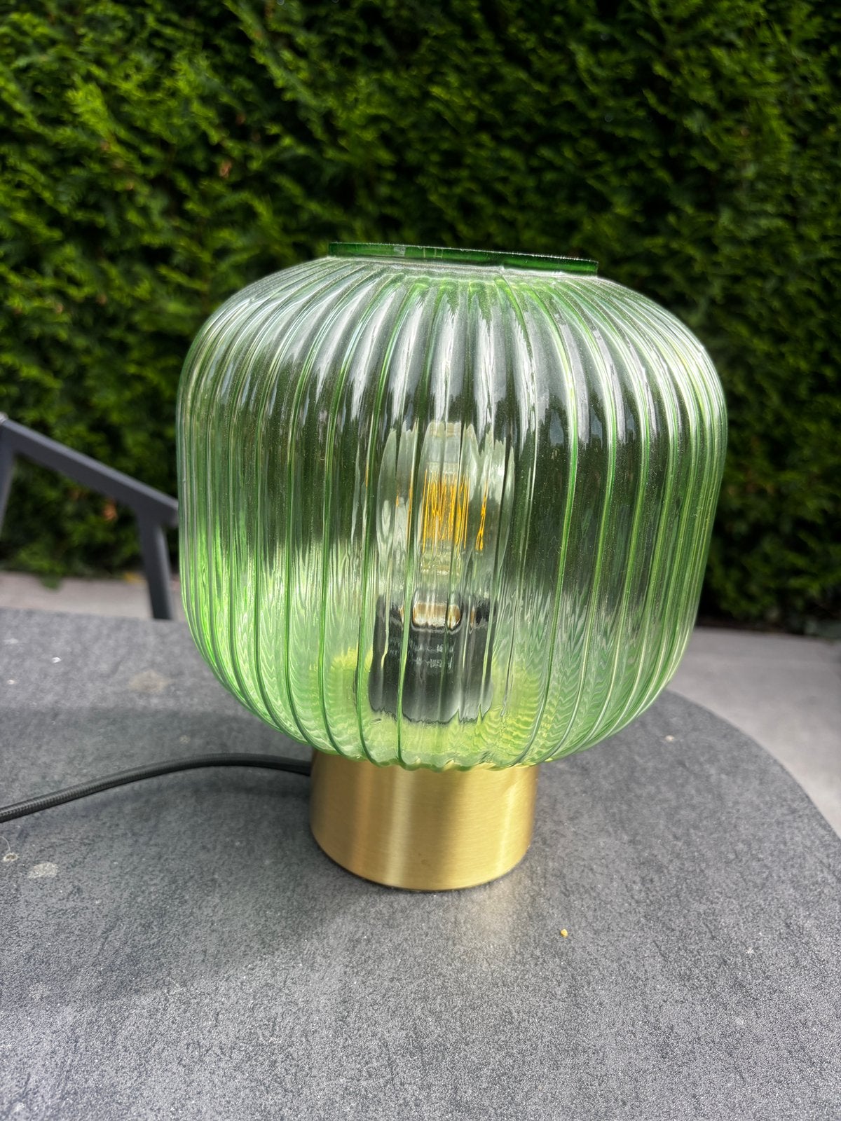 Groene glazen tafellamp met messing voet, Ophalen, Groen, Klassiek, Glas