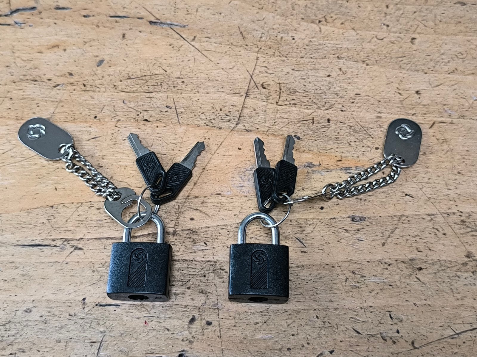 2 x Samsonite slotjes met sleutels en sleutelhanger (Nieuw!), Ophalen of Verzenden, Nieuw, Zwart