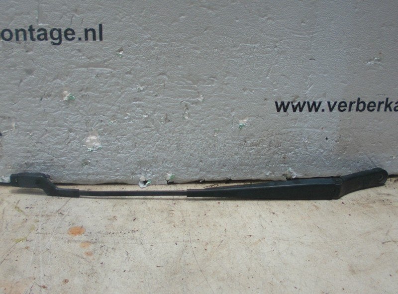 RUITENWISSERARM LINKS VOOR Caddy III (2KA,2KH,2CA,2CH), Gebruikt, Volkswagen, Volkswagen AG, Kundenbetreuung@volkswagen.de