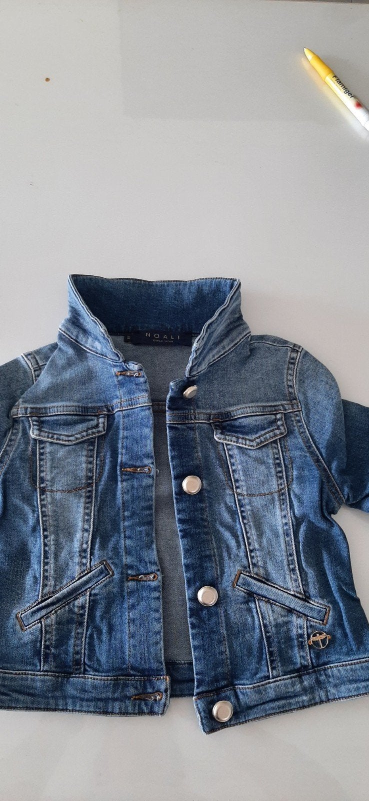Jeansjasje van het merk Noali, Kinderen en Baby's, Kinderkleding | Maat 128, Ophalen, Zo goed als nieuw, Noali, Jas