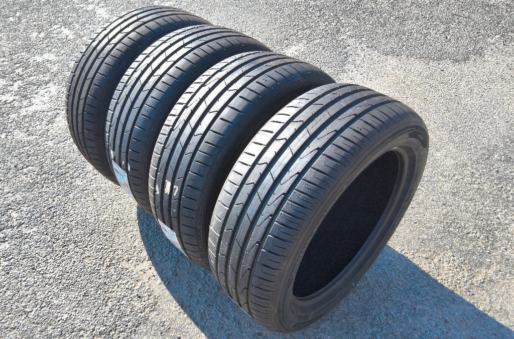 Nouveaux pneus été Hankook 215/50-17, Autos : Pièces & Accessoires, 215 mm, Pneus été, Enlèvement, Utilisé