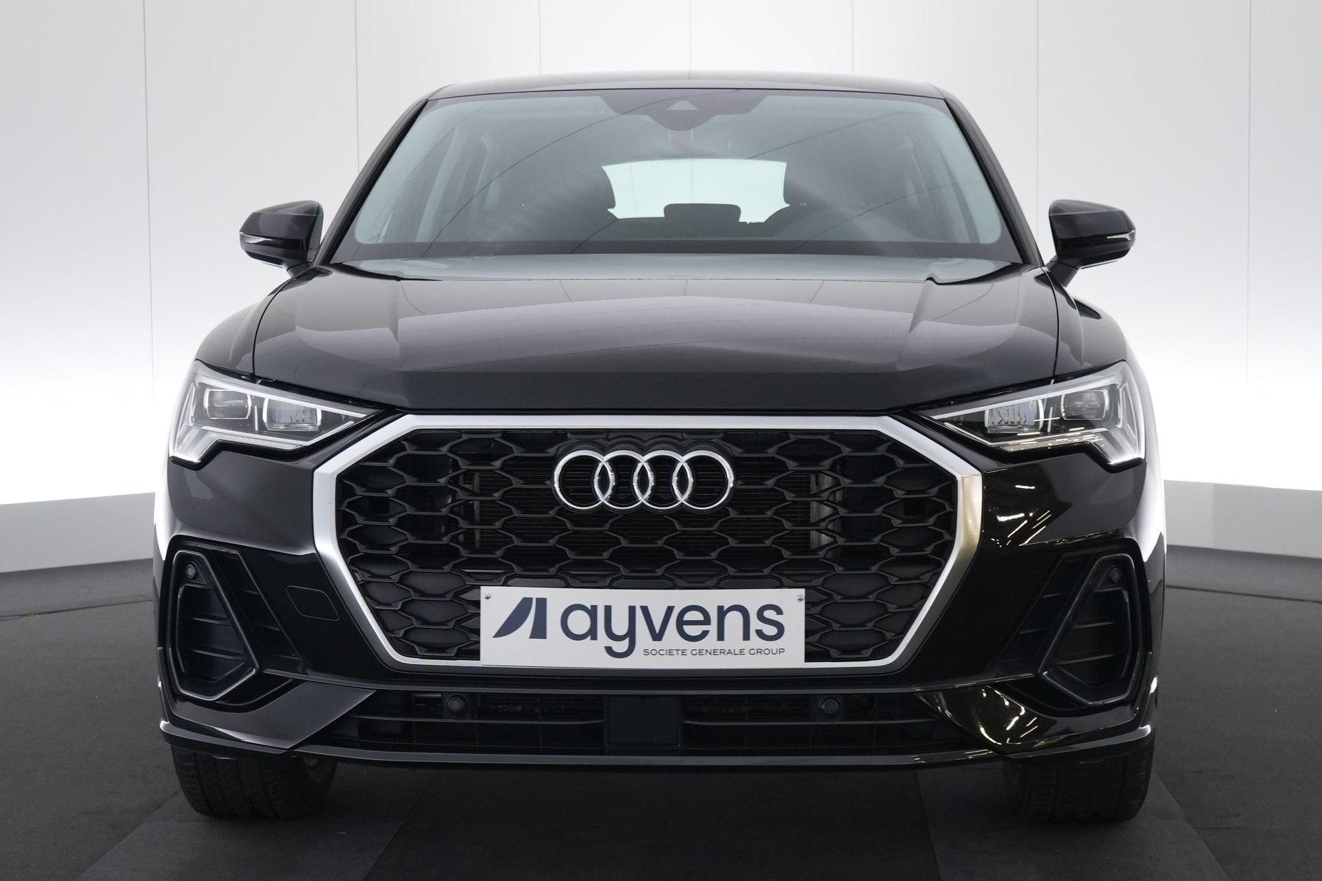 (2CHU436) AUDI Q3 SPORTBACK, Auto's, https://public.car-pass.be/vhr/4dd4d19f-1ac9-4c76-9a09-1f48ebefb8e6, Gebruikt, Zwart, Plug-in hybride