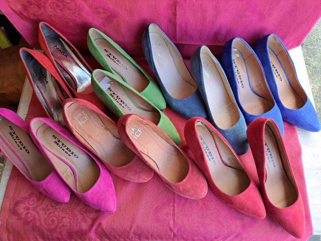 Hakjes festival, alles nieuw of 1x gedragen, mt 39, Vêtements | Femmes, Chaussures, Comme neuf, Escarpins, Enlèvement ou Envoi