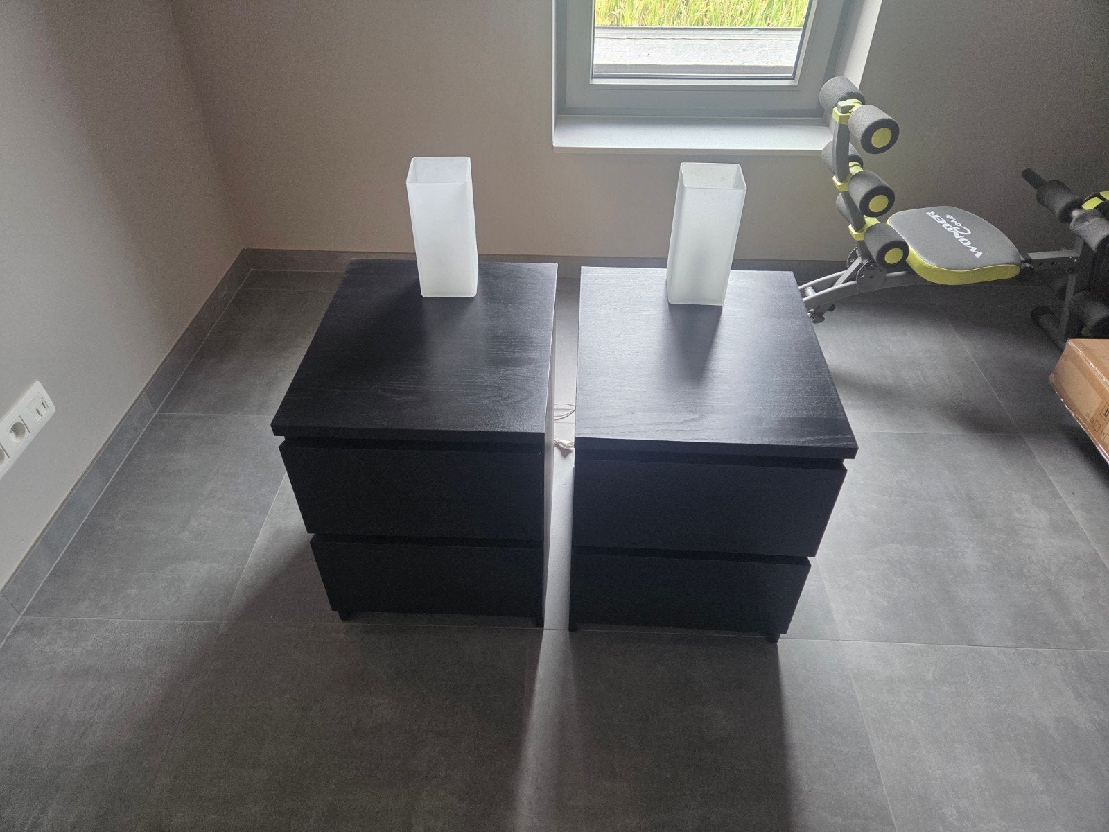 2 nachtlampjes, Ophalen