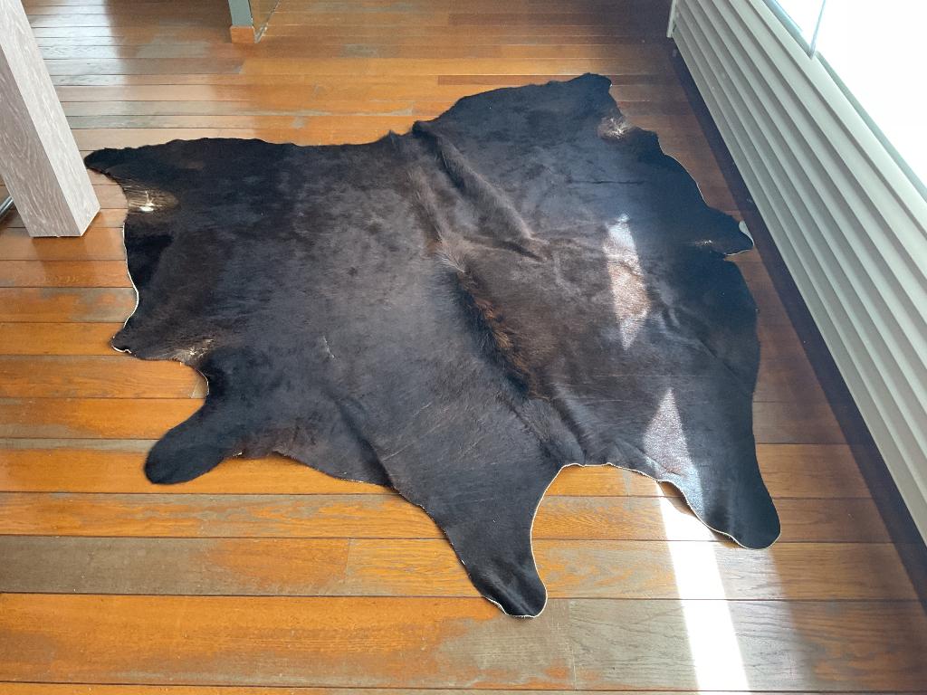 Koeienhuid bruin gevlekt, Antiek en Kunst, Antiek | Tapijten, Tafelkleden en Textiel, Ophalen of Verzenden
