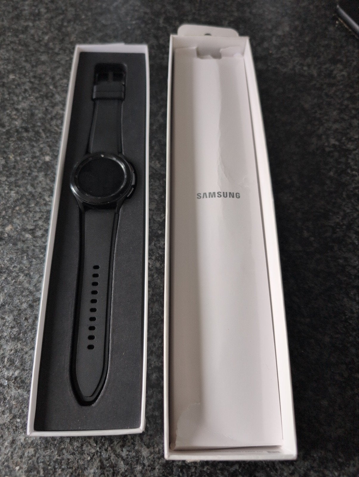 Samsung Galaxy Watch4 Classic, Télécoms, Téléphonie mobile | Samsung, Enlèvement, Écran tactile, Autres systèmes, Autres modèles