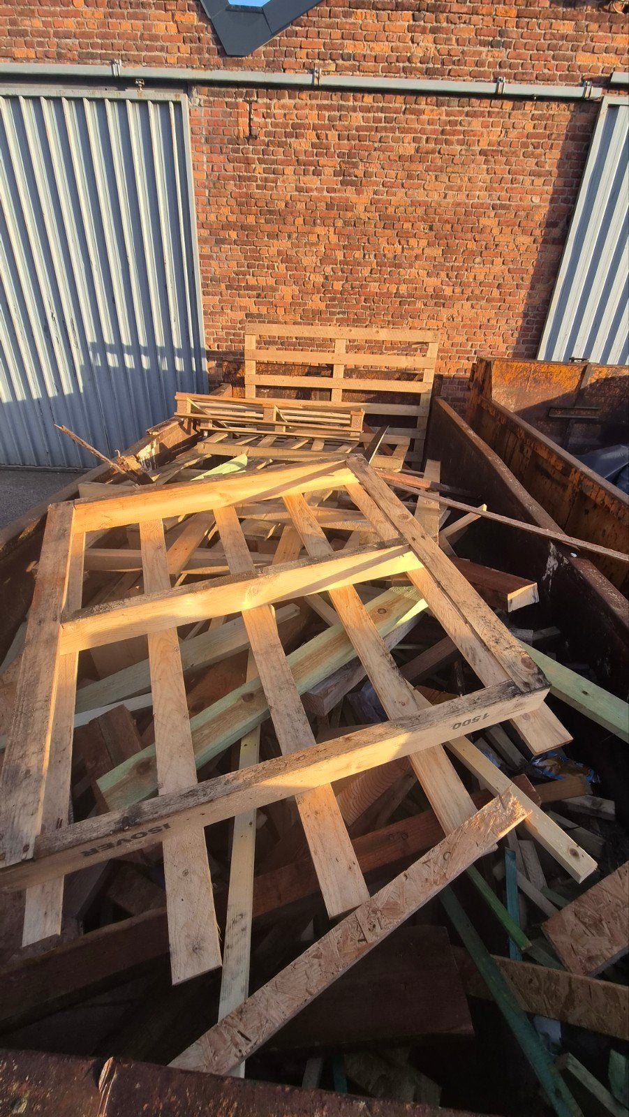 Gratis brandhout, 3 tot 6 m³, Ophalen, Overige houtsoorten, Blokken