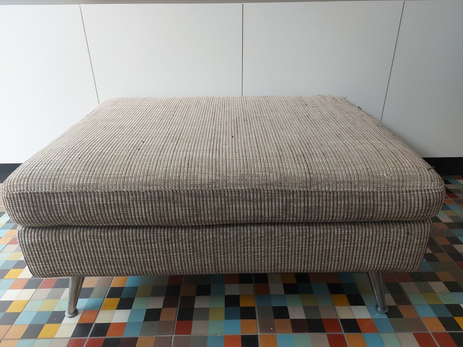 Poef beige, Maison & Meubles, Canapés | Repose-pieds & Poufs, Enlèvement, Utilisé, 50 à 75 cm, Rectangulaire