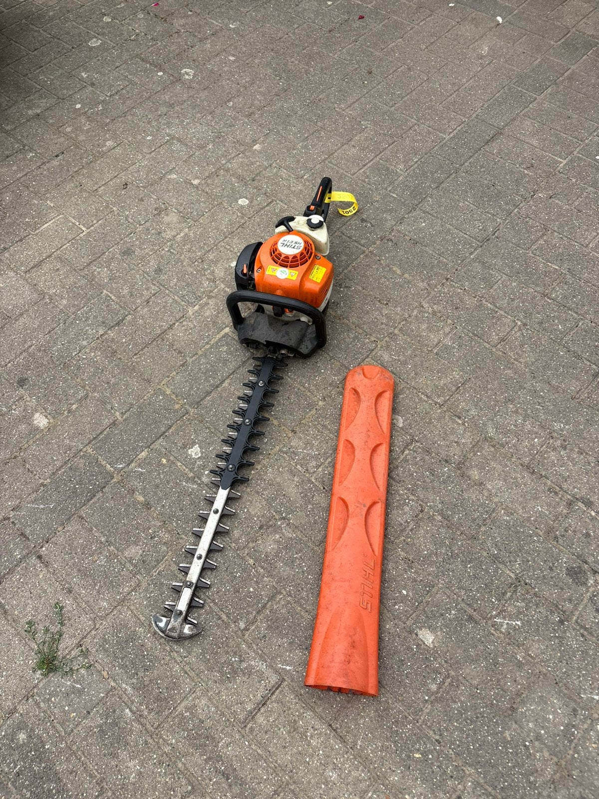 Stihl hs81r haagschaar, Jardin & Terrasse, Taille-haies, Enlèvement ou Envoi, Comme neuf
