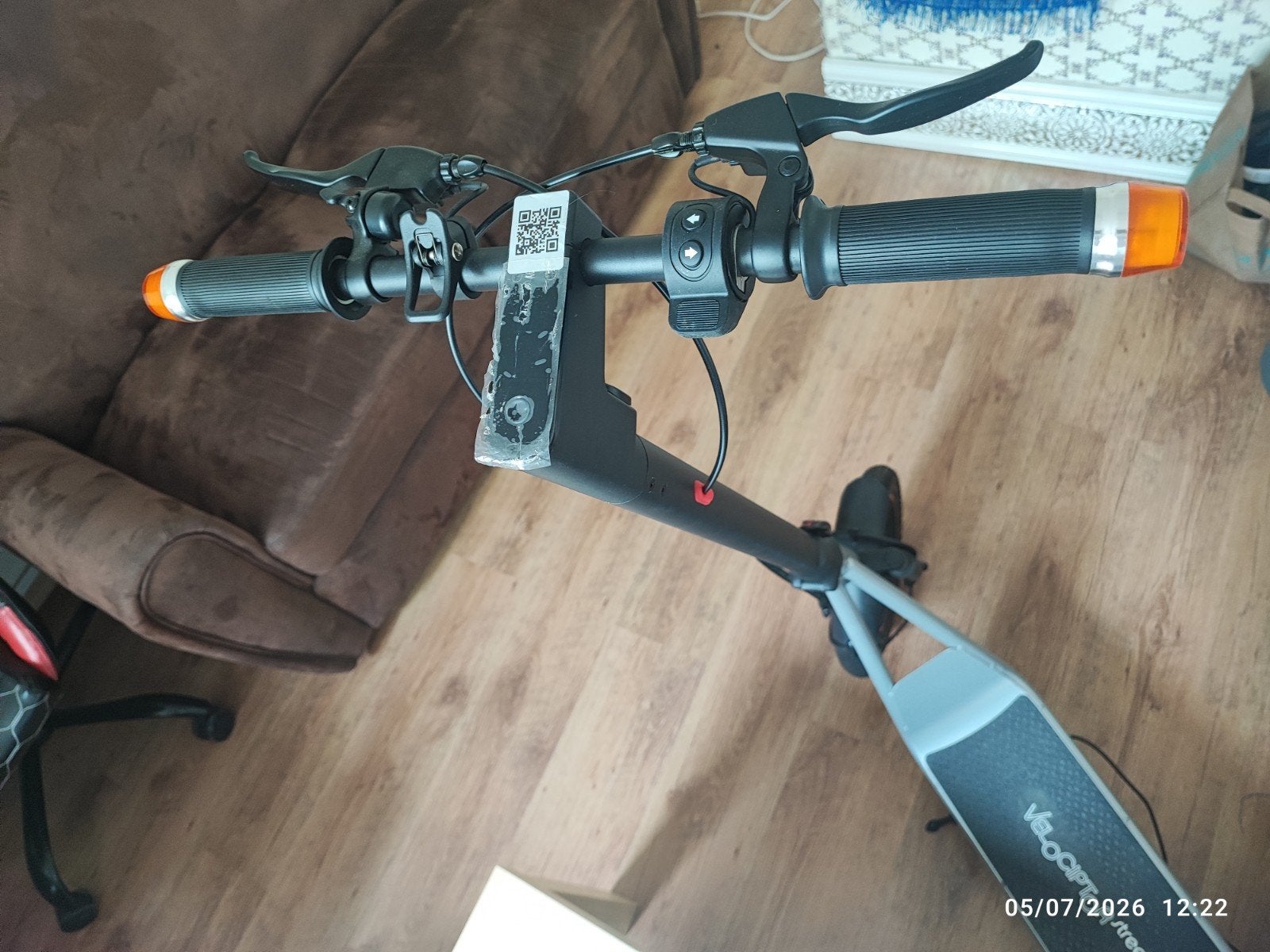 E-Scooter EMG (e-step) Velociptor Street (New), Enlèvement