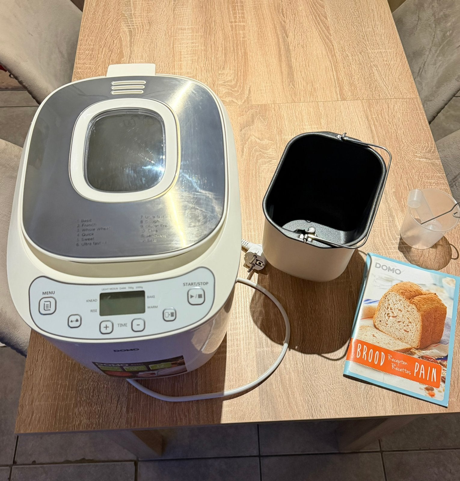Broodmachine DOMO B3963, Elektronische apparatuur, Ophalen, Zo goed als nieuw, Met timer, Kijkvenster