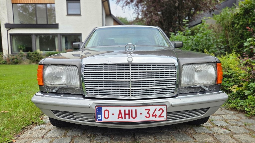 Mercedes 380 SE 1982 Oldtimer, foto 2