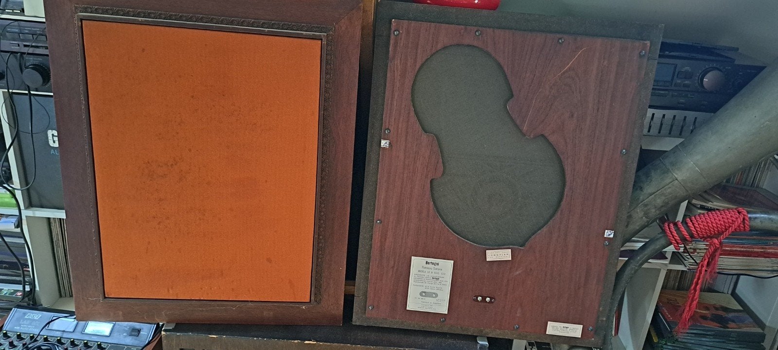 2 x bertagni vintage paneelluidsprekers. zeldzaam, Ophalen, Refurbished