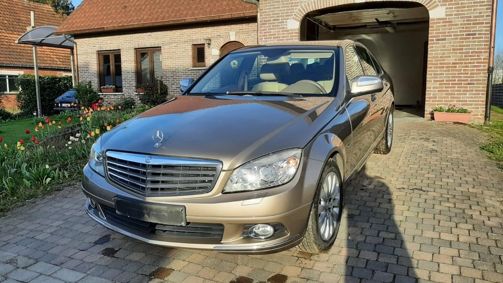 mercedes c220 elegance, Auto's, Mercedes-Benz, Automaat, 4 deurs, Achterwielaandrijving, Beige