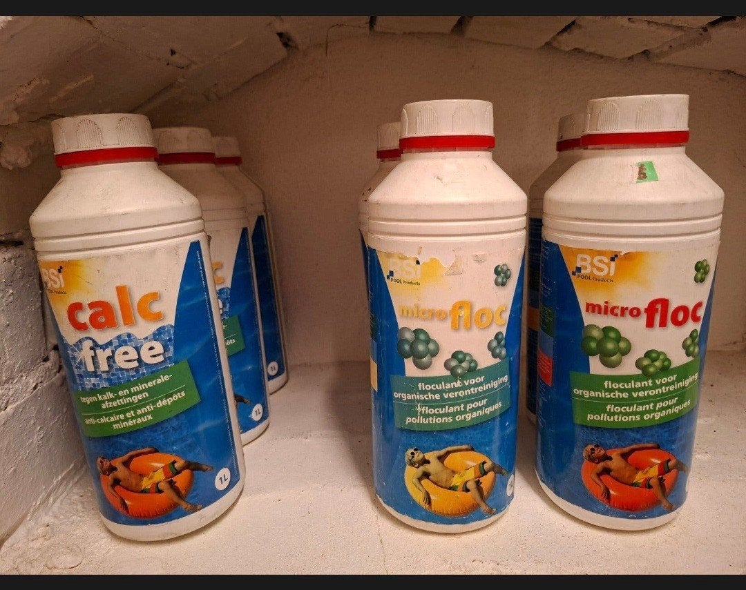 8 flacons de produits d'entretien, Enlèvement ou Envoi