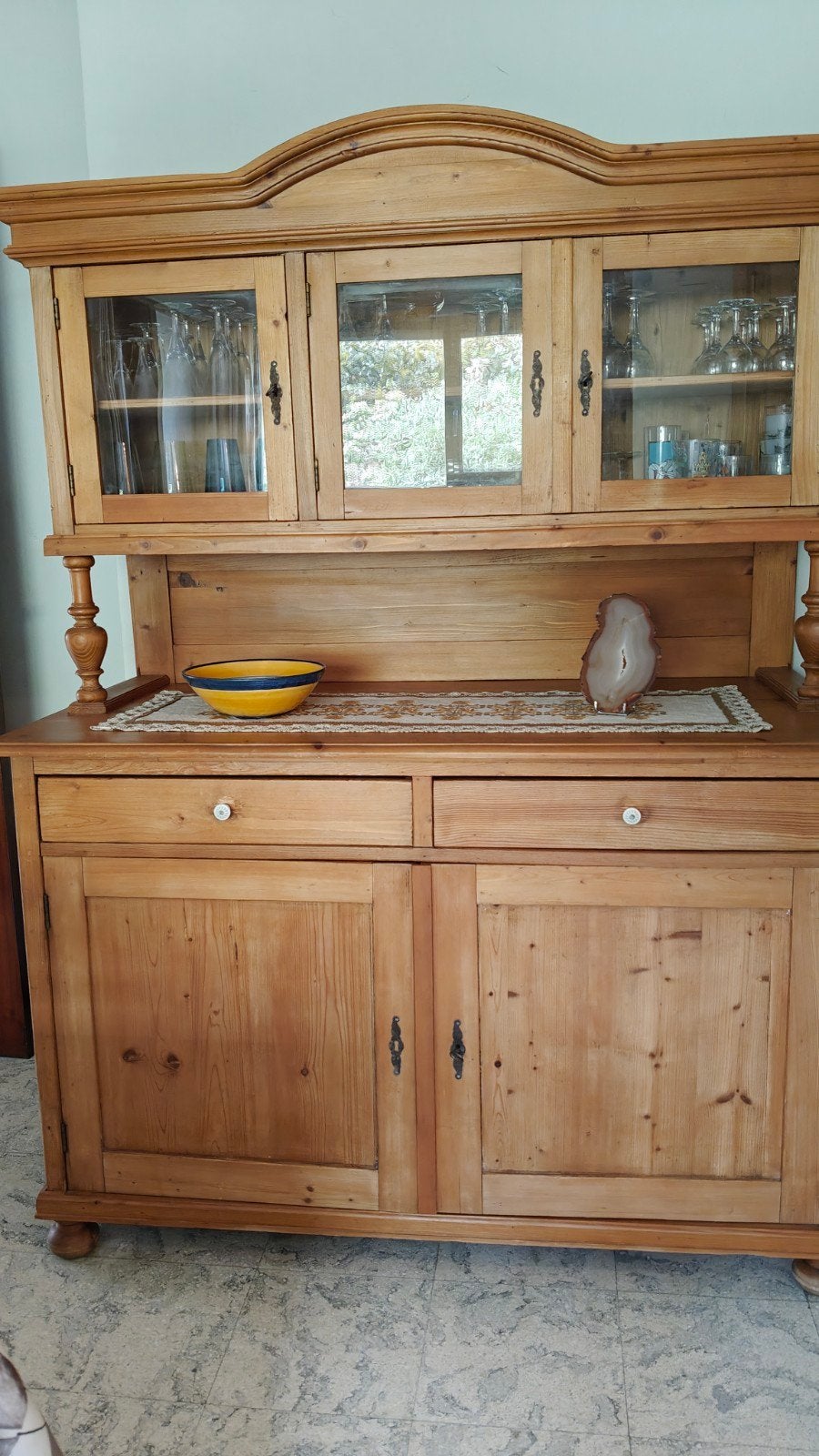 Grenen buffetkast in landelijke stijl, Huis en Inrichting, Ophalen, 100 tot 150 cm, Met lade(s), 50 tot 75 cm