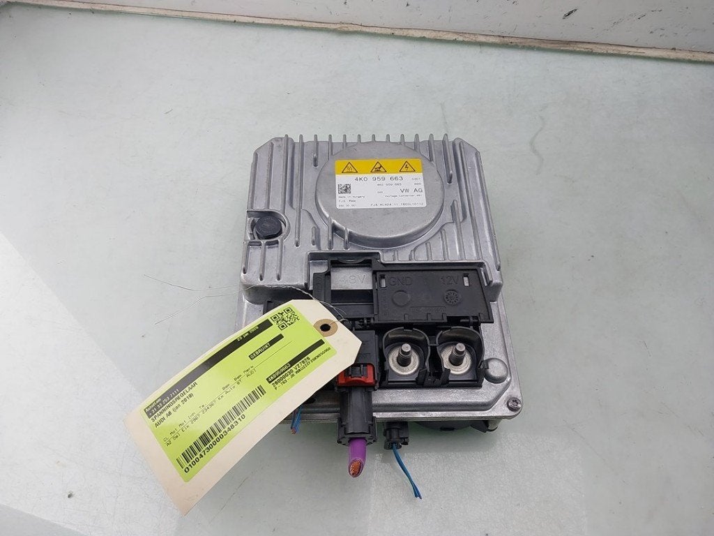 REGULATEUR DE TENSION Audi A6 Avant (C8) (|4K0959663|), Auto-Union-Straße  1,
85057  Ingolstadt, DE, Info@audi.de, Audi, Utilisé