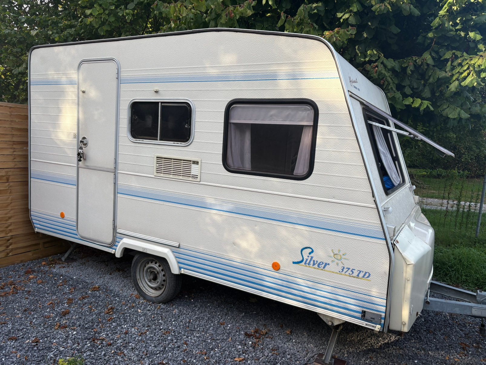 Caravane -750kg, Caravanes & Camping, Jusqu'à 4, Réfrigérateur, Particulier, 500 - 750 kg