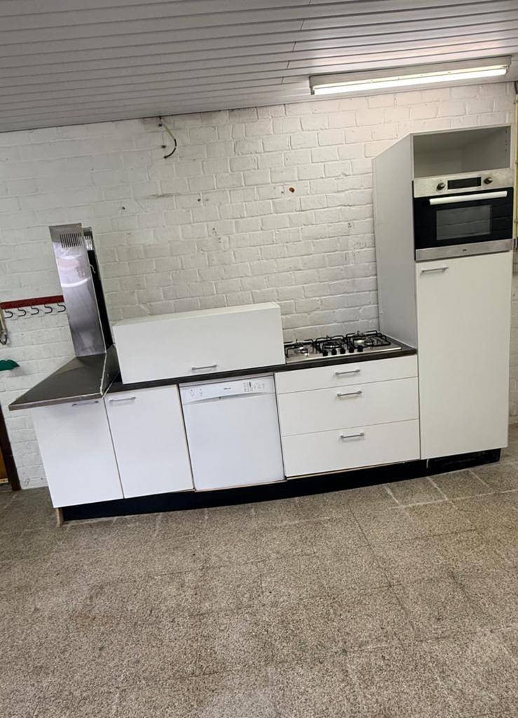 Cuisine blanche complète, Brillant ou Laqué, Bois, Comme neuf, Enlèvement
