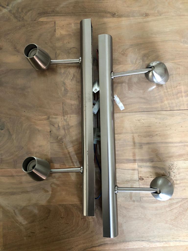 2 rvs spothouders, Ophalen of Verzenden, Gebruikt