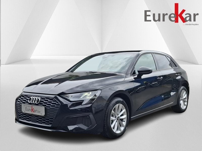 Audi A3 ATTRACTION STRONIC, Autos, Achat, Euro 6, https://public.car-pass.be/vhr/c1288c99-9222-4680-94d3-aa3573556217, Noir