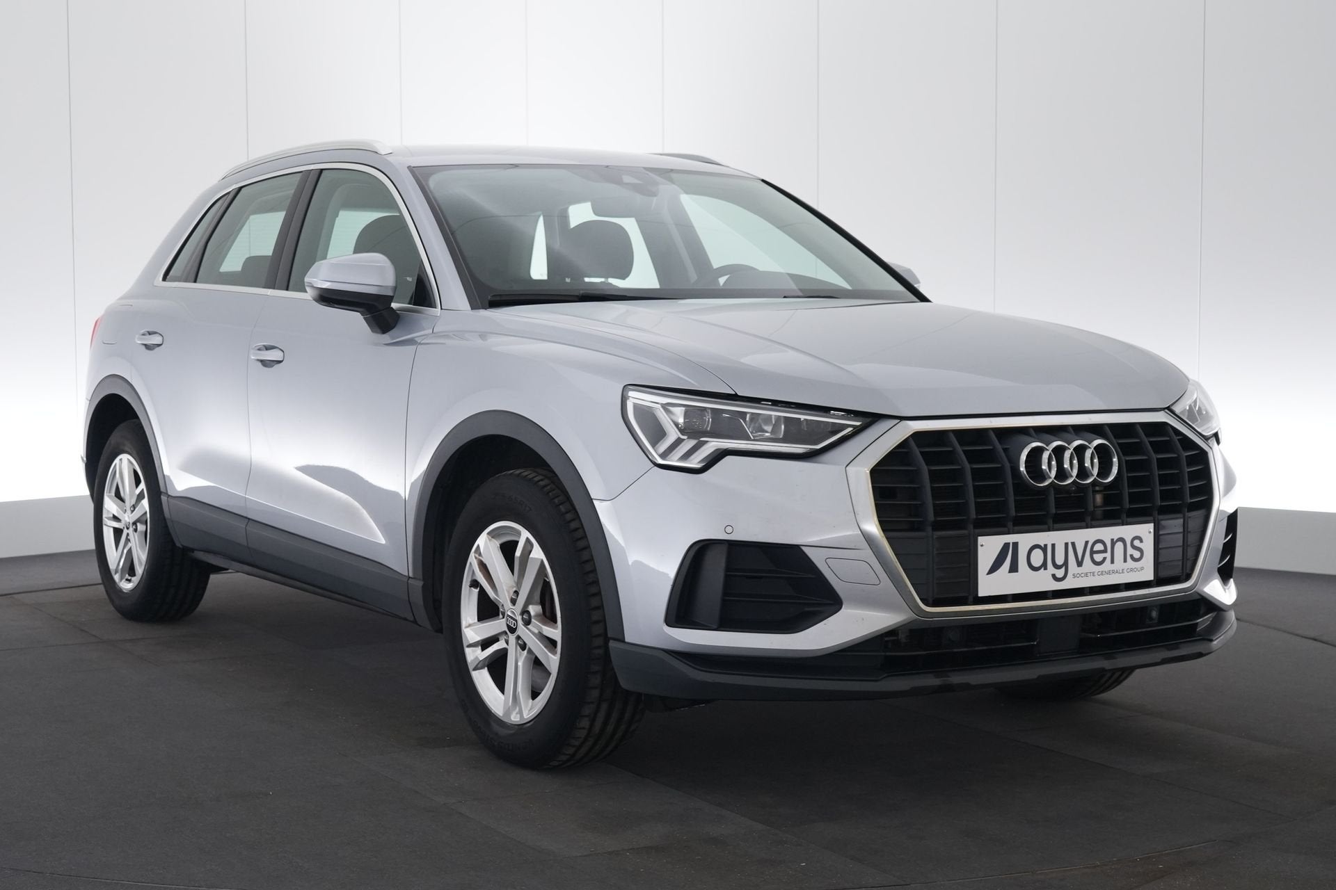 (2AKW947) AUDI Q3, 1395 cm³, Argent ou Gris, Achat, Isofix