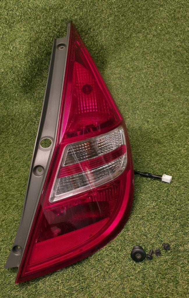 Feux arrière droit Hyundai i30 de 2007 a 2012 original, Enlèvement ou Envoi, Utilisé, Hyundai