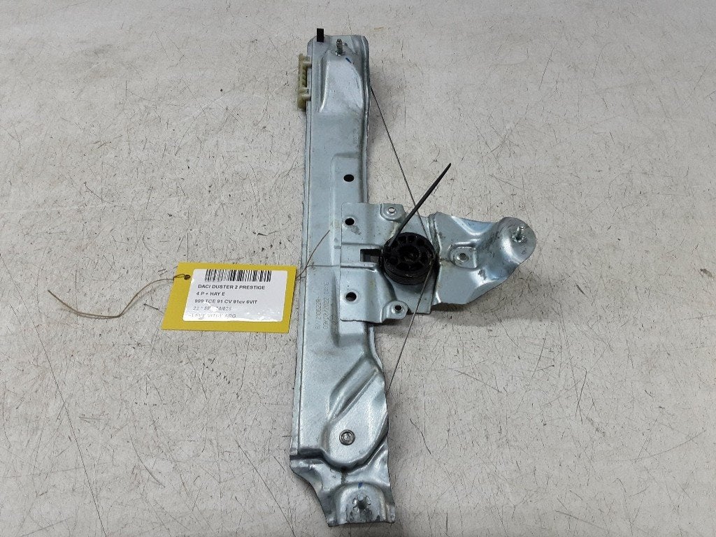 MECANISME VITRE ARRIÈRE GAUCHE Duster (SR) (827210622R), Dacia, Renault Deutschland AG, Utilisé, Peter-Huppertz-Straße 5
51063  Köln, DE