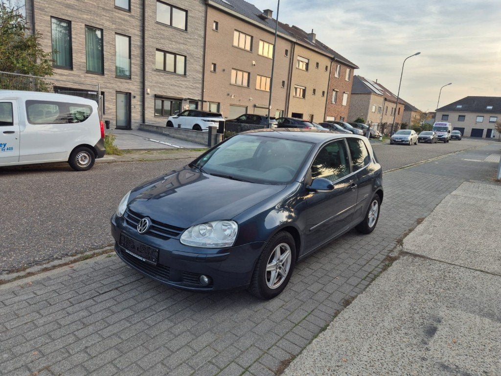 VW Golf 1.4i - Airco - Cruise Controle - Parkingssensoren, Auto's, Voorwielaandrijving, Stof, Zwart, 4 cilinders