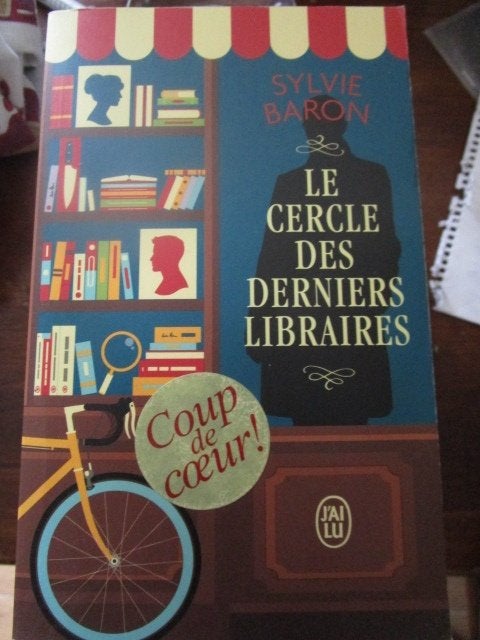 Livre "Le cercle des derniers libraires" Sylvie Baron Poche, Boeken, Detectives, Gelezen, Ophalen of Verzenden