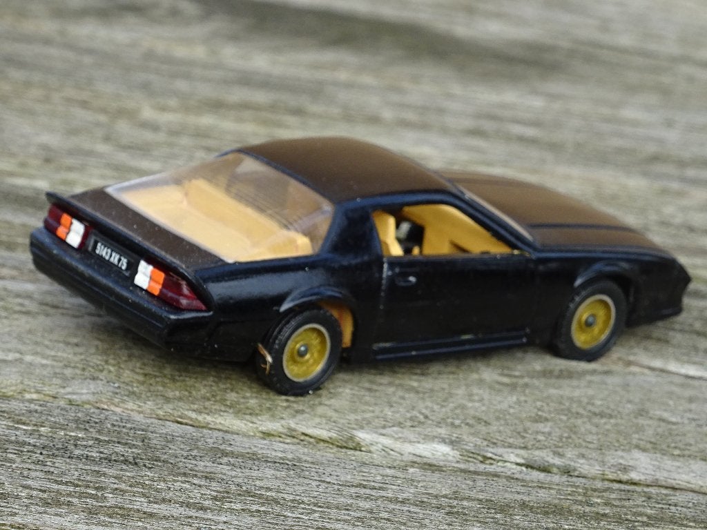 1983 Chevrolet Camaro Z28 - 1/43, Enlèvement ou Envoi, Comme neuf, Voiture, Solido
