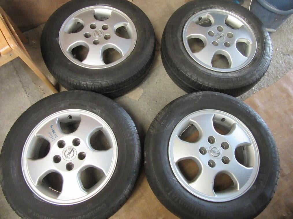 Velgen Opel 15inch met 195/65R15, Auto-onderdelen, Ophalen, 15 inch, Velg(en), Personenwagen