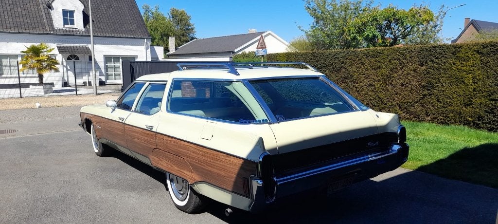 1972 Oldsmobile Custom Cruiser, foto 2