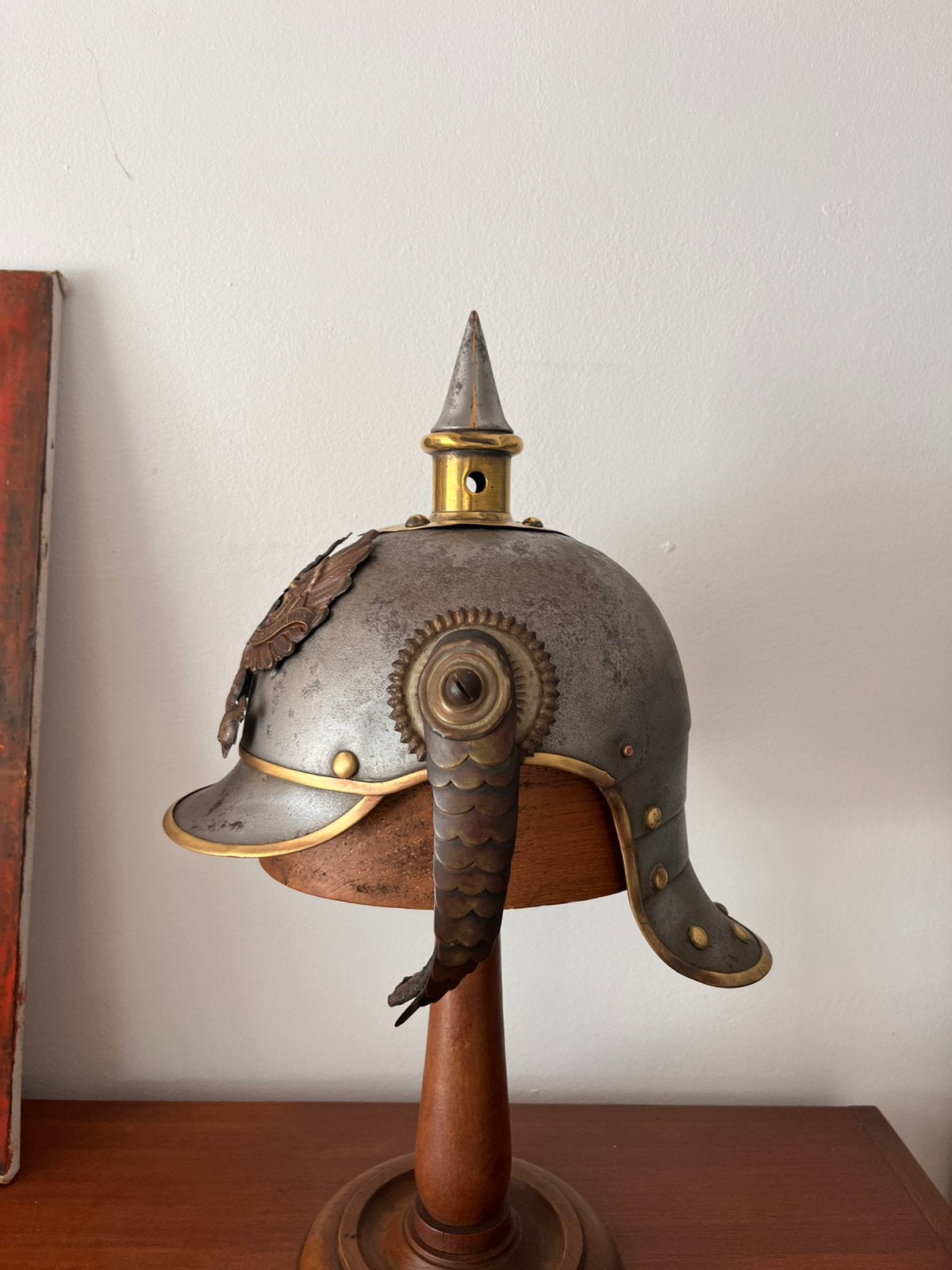 Duitse pinhelm, Enlèvement