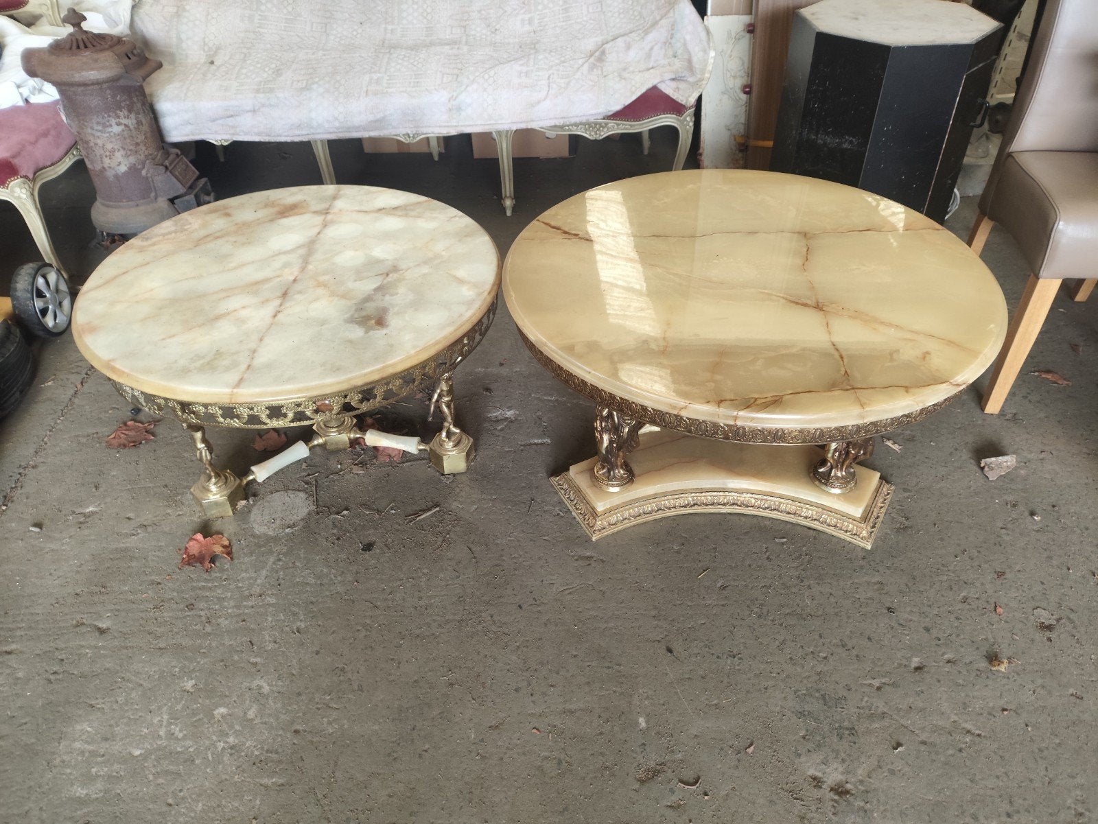 2 onyx salontafels, Ophalen