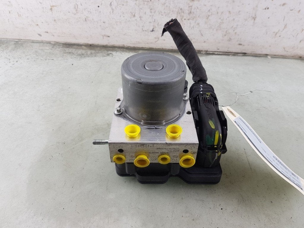 BLOC ABS (FREINS ANTI-BLOCAGE) ABS Duster (SR) (0265956948), Utilisé, Dacia