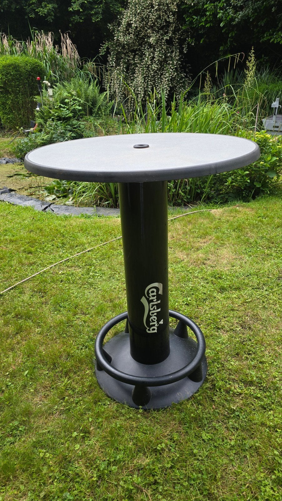 Table mange debout professionnel Carlsberg, Maison & Meubles, Tables | Tables mange-debout, Enlèvement