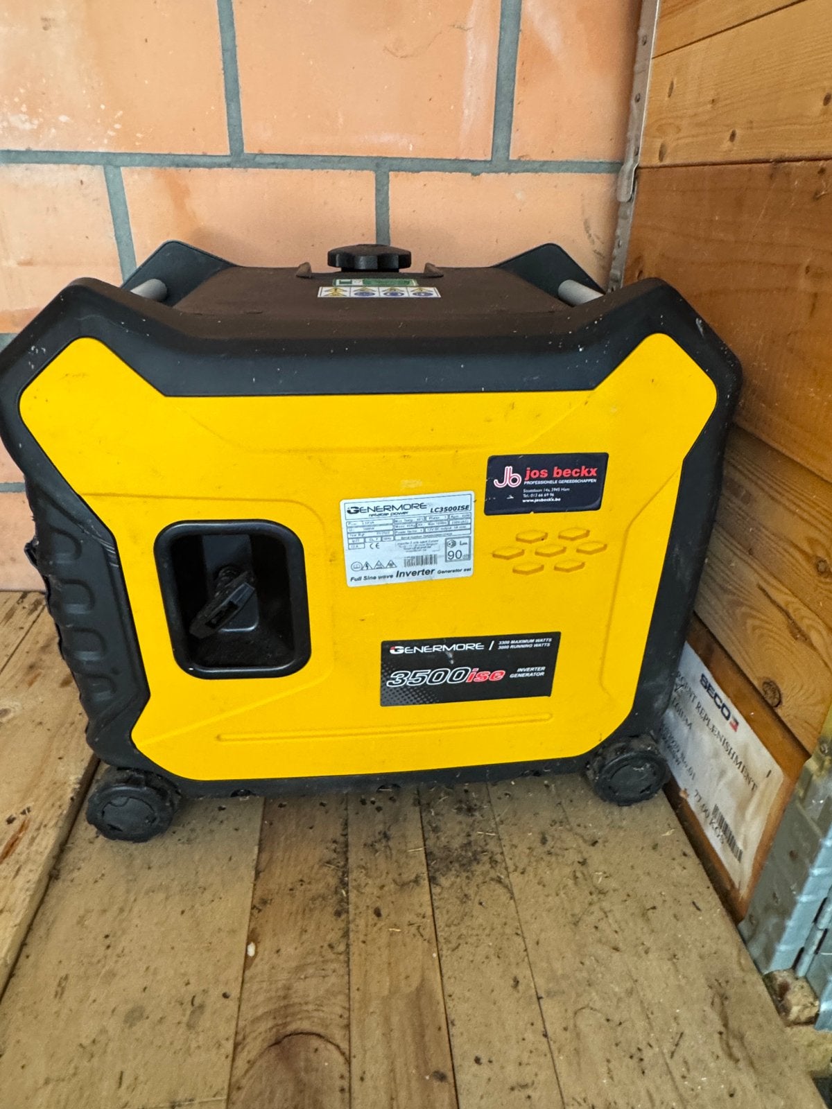 STROOMGROEP Inverter Genermore LC3500ISE 3.5KVA 230V/12V, Doe-het-zelf en Bouw, Gereedschap | Machine-onderdelen en Toebehoren