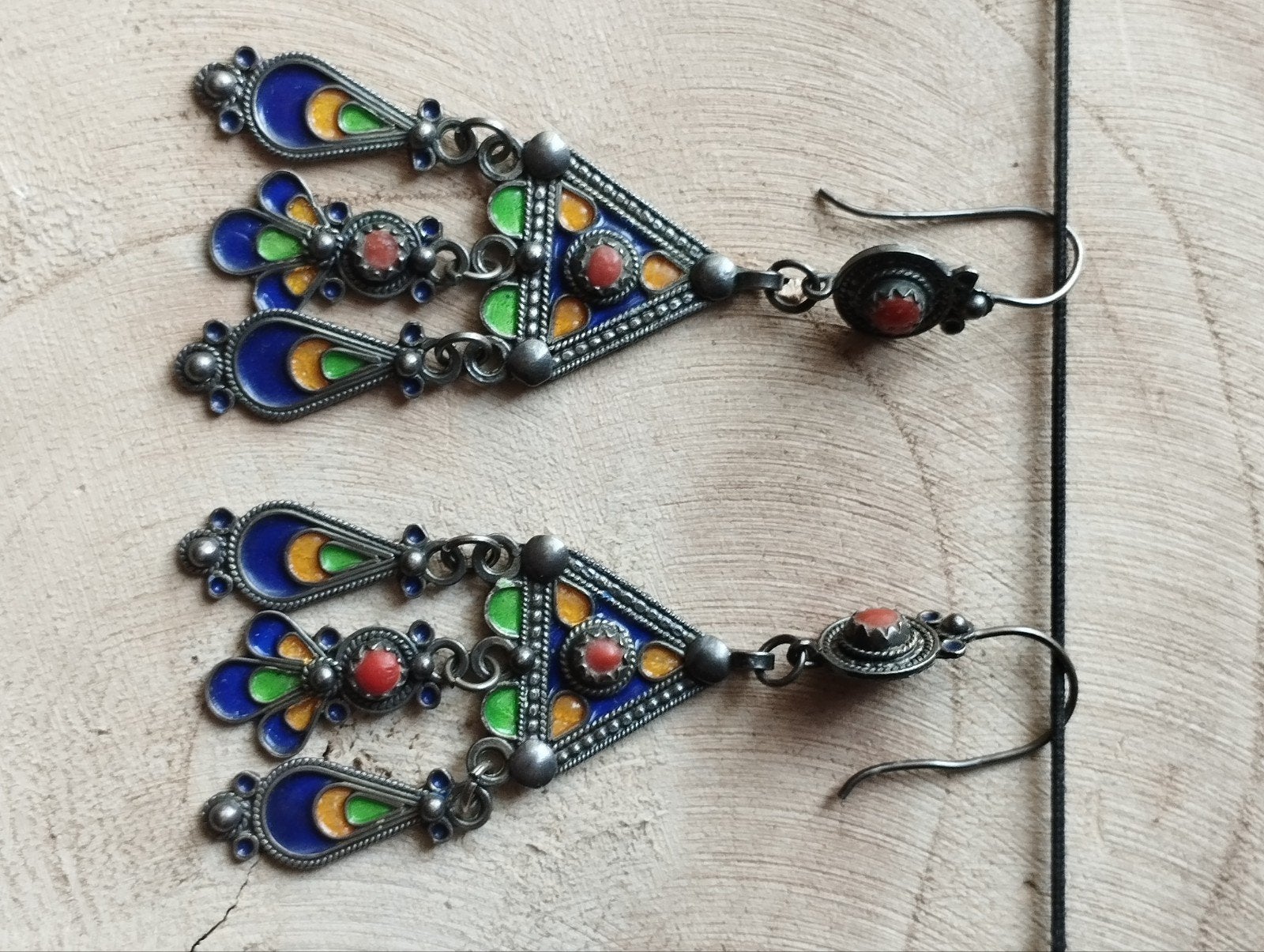Kabyle oorbellen, Handtassen en Accessoires, Ophalen of Verzenden, Rood, Zilver