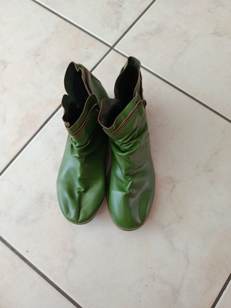 laarzen groen nieuw maat 40-41, Lage of Enkellaarzen, Nieuw, Ophalen of Verzenden, Groen