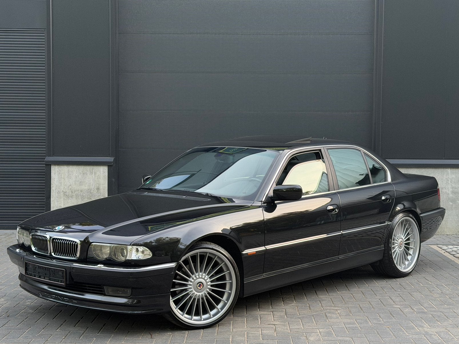 BMW 740i / Nette staat / Pano / V8 / E38, Auto's, 7 Reeks, Bedrijf, Te koop, Benzine