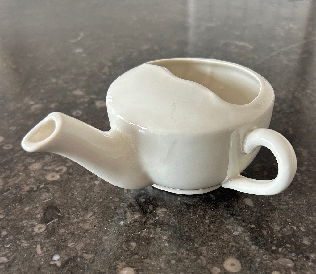 Boch porseleinen tuitbeker ziekenhuis kopje, Antiquités & Art, Antiquités | Porcelaine, Enlèvement ou Envoi