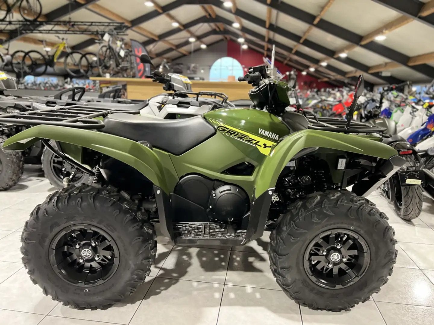 Gezocht yamaha grizzly 660 of 700, Motos