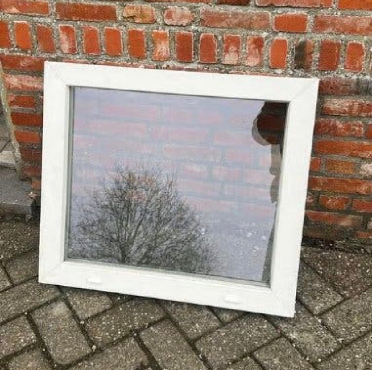 PVC raam 71x62 cm met dubbel glas, Ophalen, Zo goed als nieuw