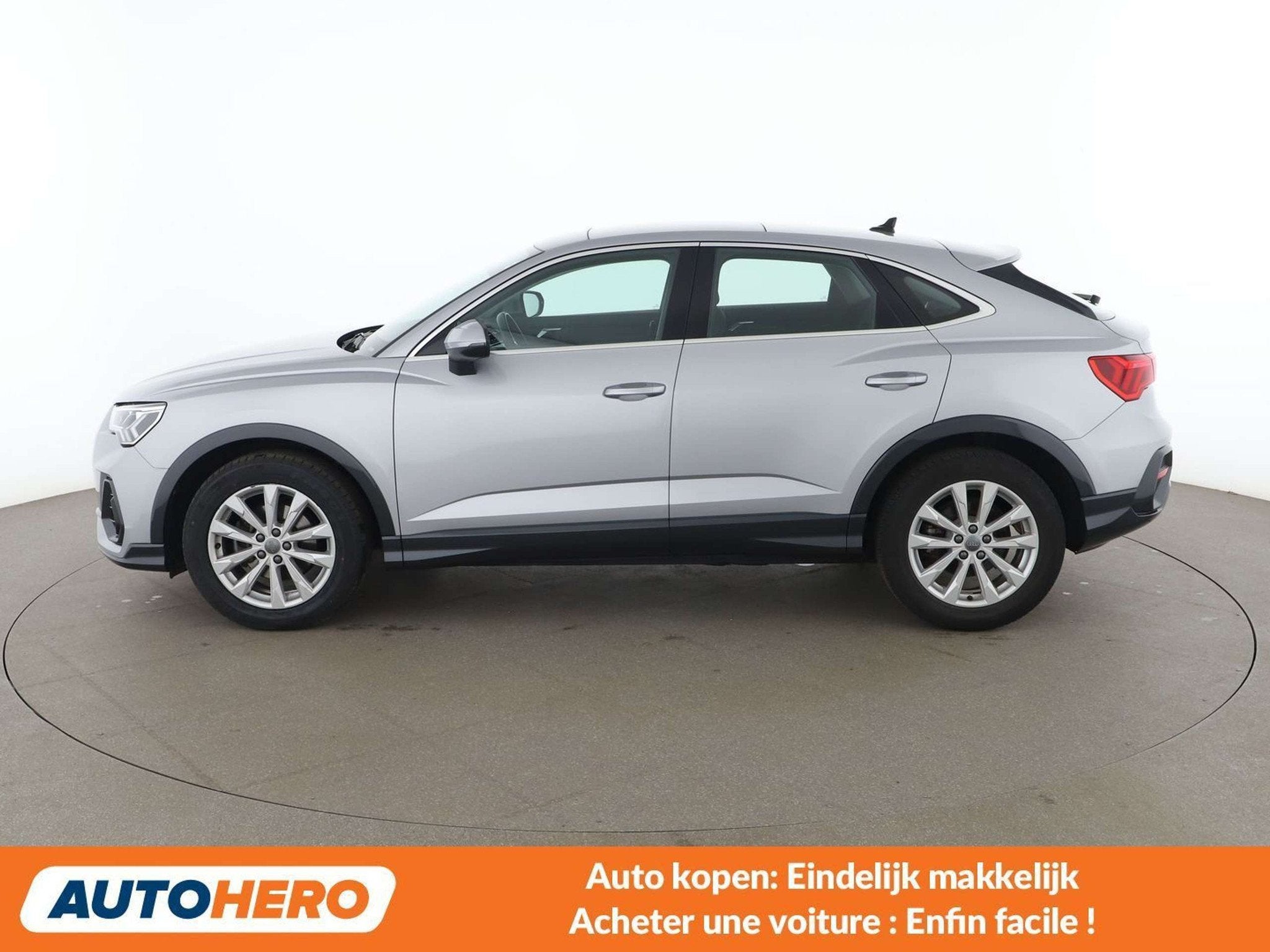 Audi Q3 35 TFSI Mild-Hybrid (année de construction 2020), Cuir, Argent ou Gris, Noir, 5 portes